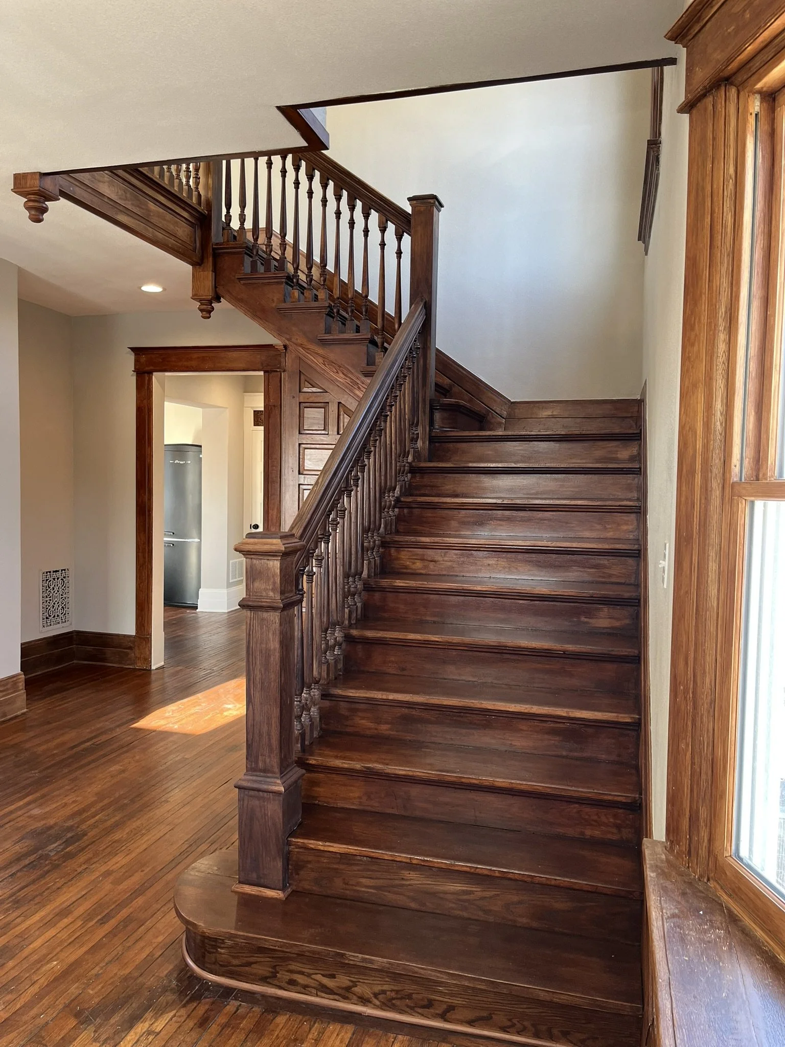 Wood paneling railing wood finish