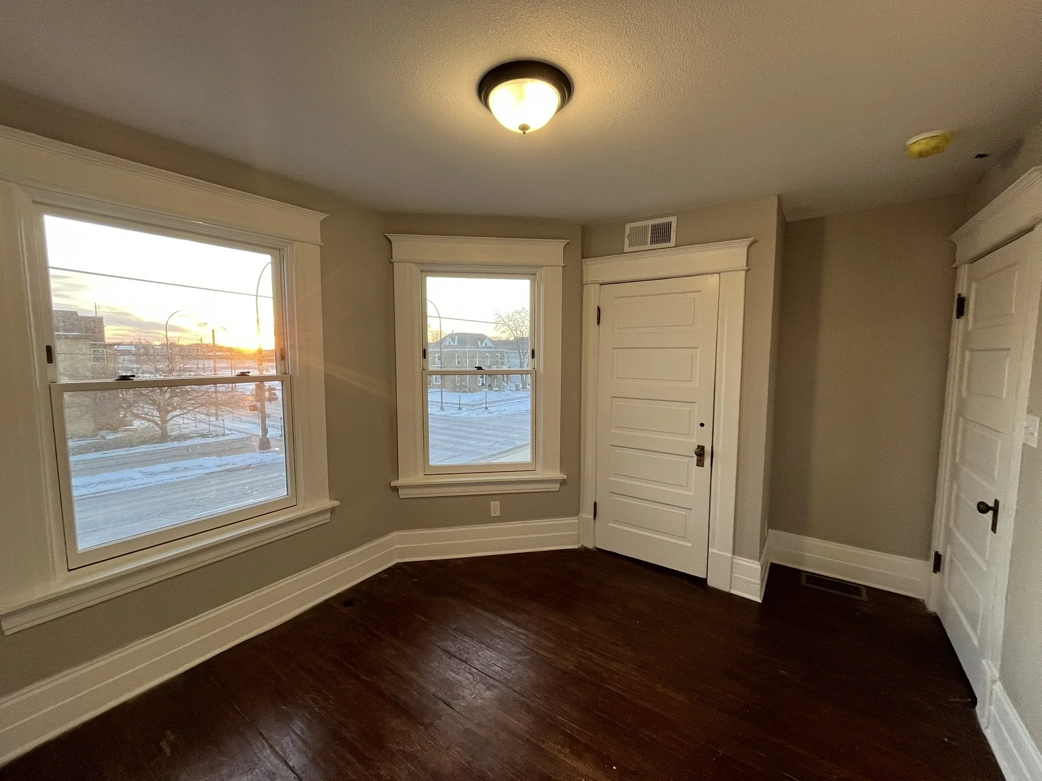 historic bay windows closet