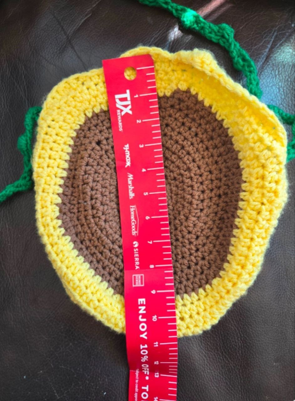 sunflower bag crochet patternmesure.jpg