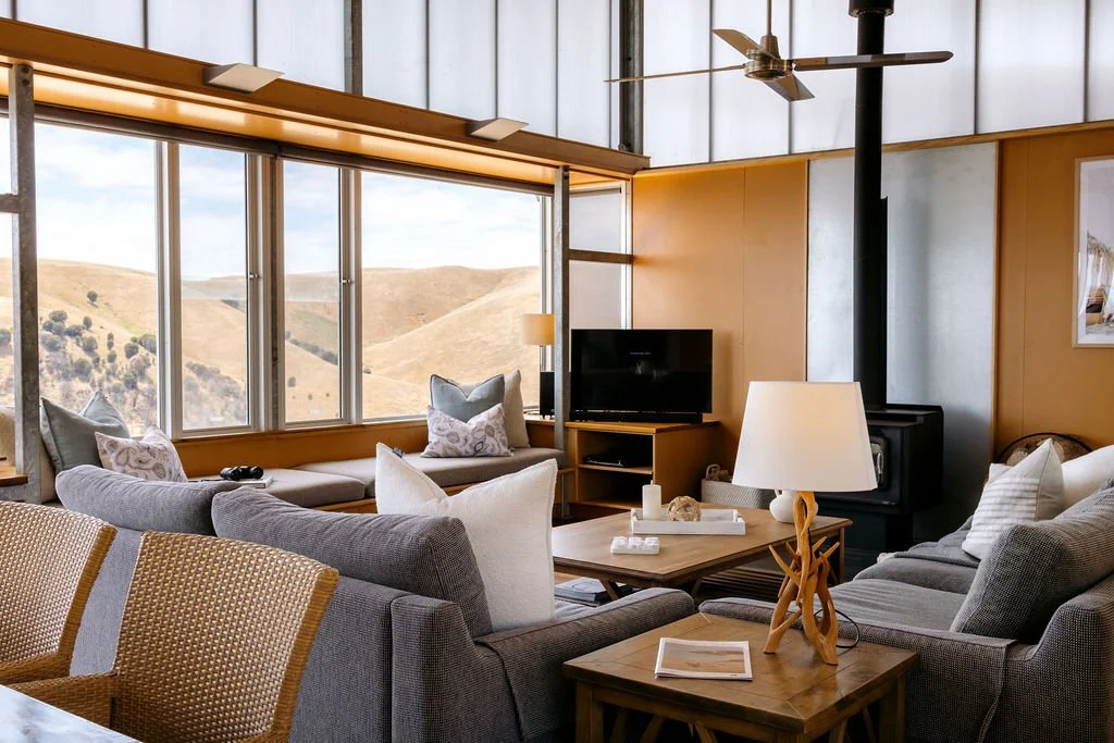 Lounge room with stunning luxury decor