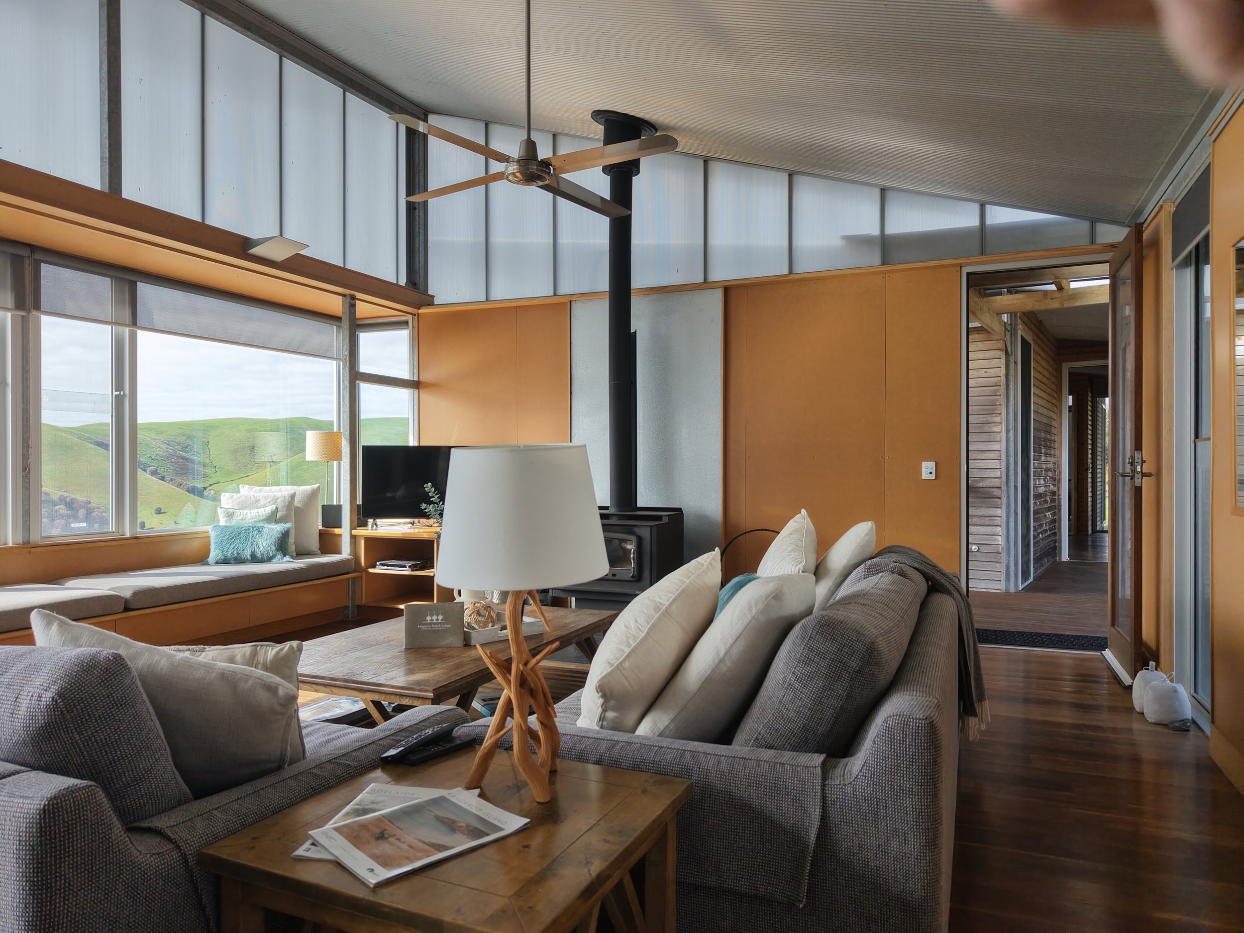 Eagles Nest Lodge Lounge on Kangaroo Island