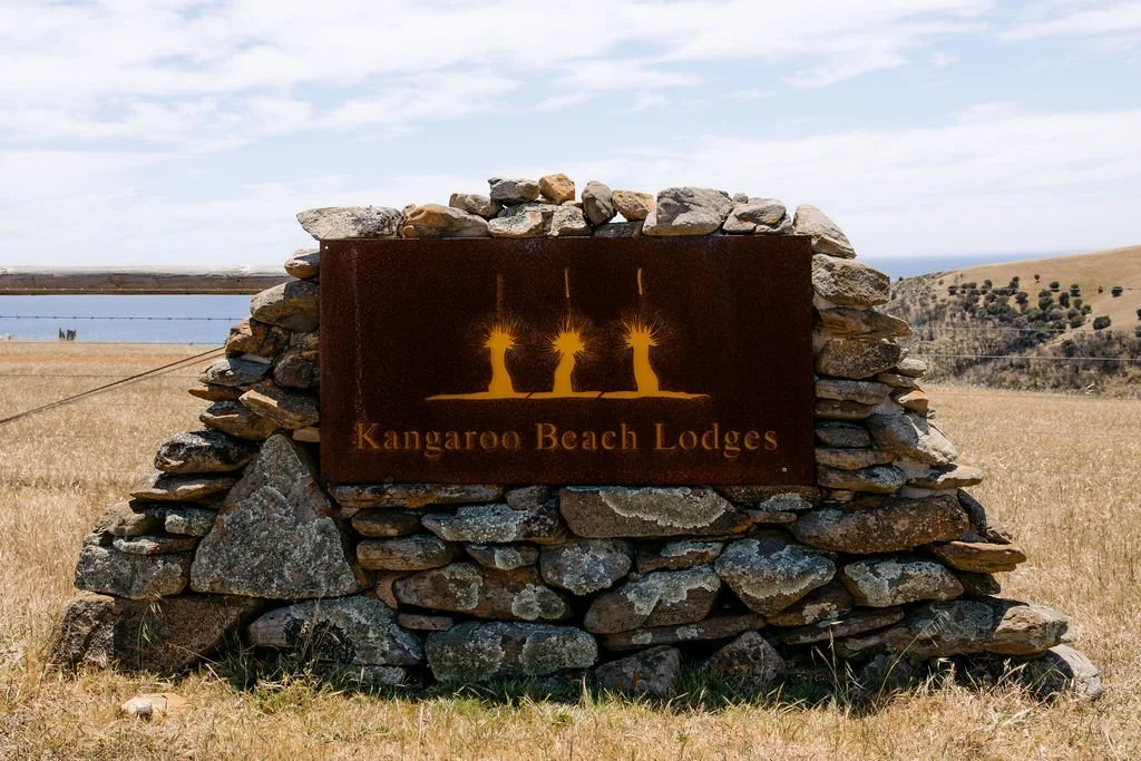 Eagles Nest Lodge Sign