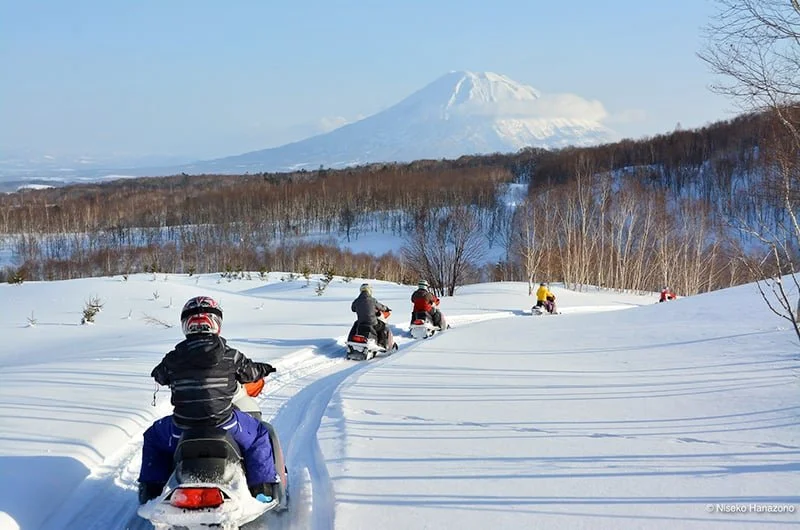 Snow mobile tours in Niseko