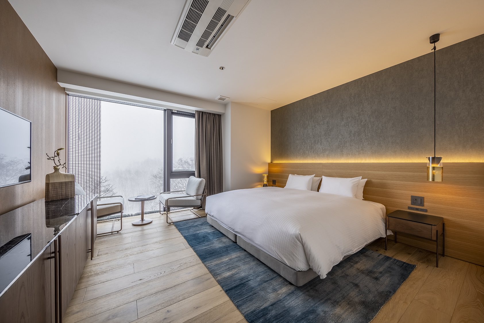 INT_01_Superior Studio.jpg