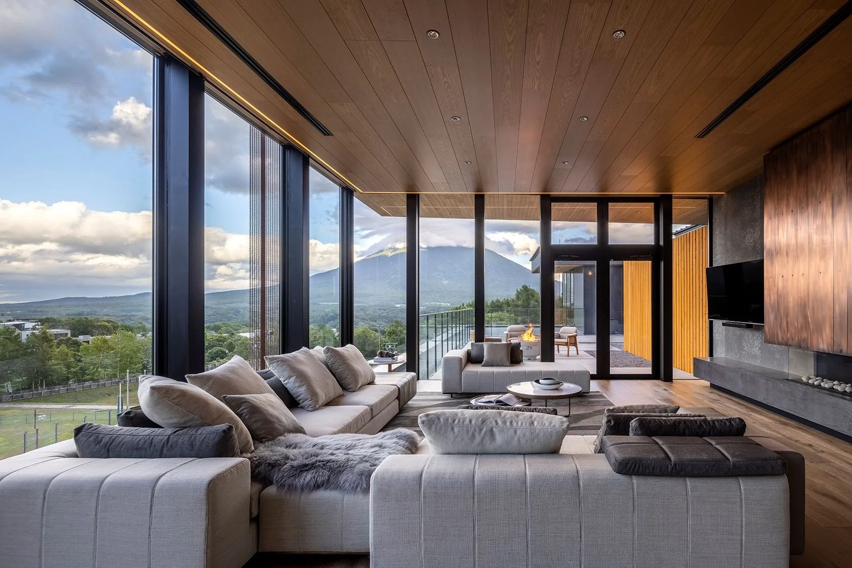 5 Bedroom Penthouse Residence - Intuition - Niseko