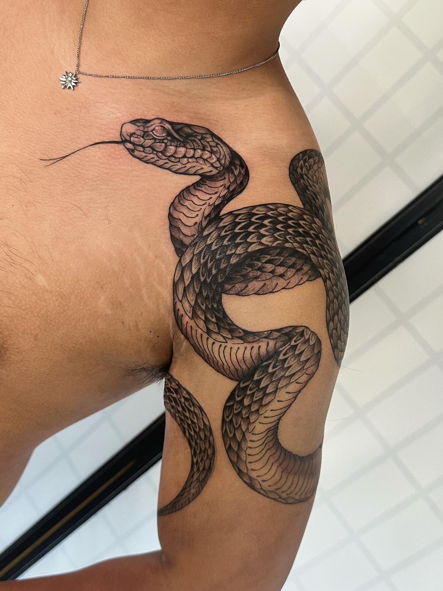 Finished angelo snake omg i forgor to post this. I love the depth and density we got. Thank u sm angelo for the patience and sitting so greatt!!