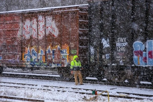 Railroad Safety - Winter Safety Tips