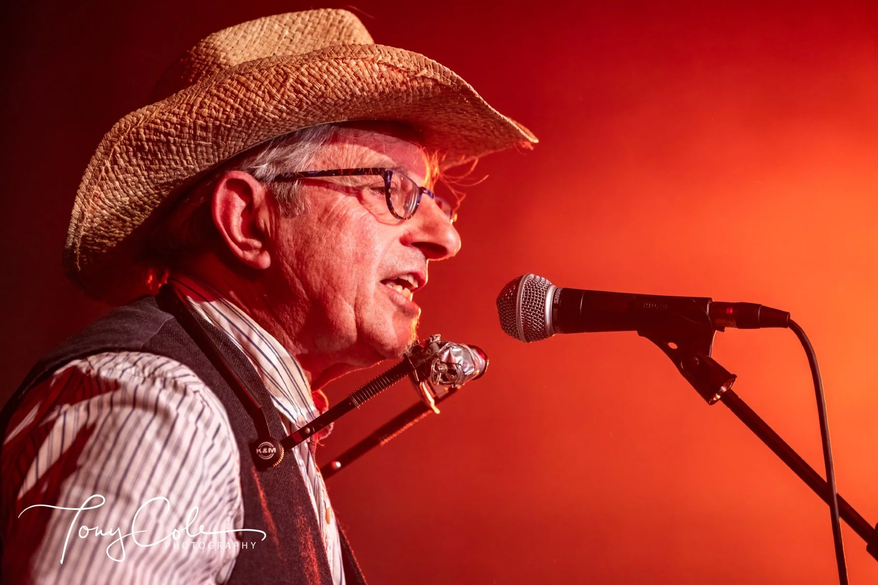 A75A7687 (Custom).jpg