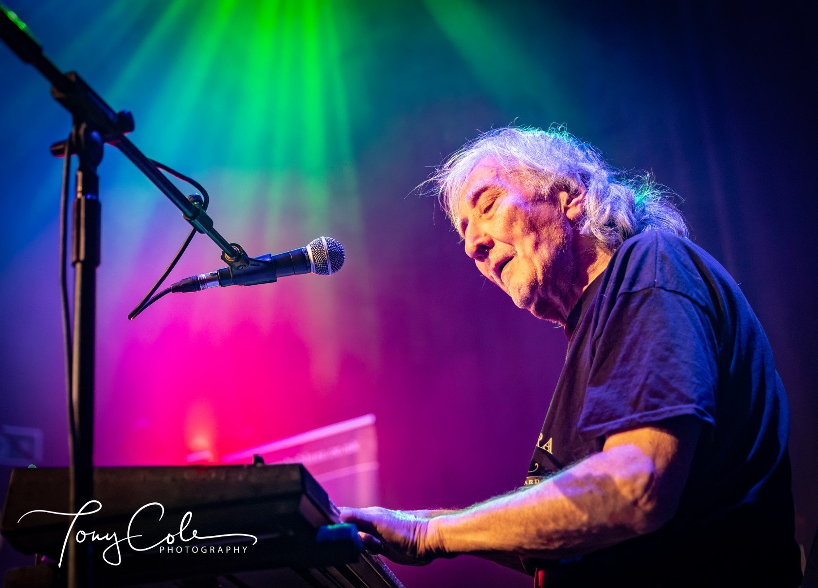 0T6A3687 (Custom).jpg