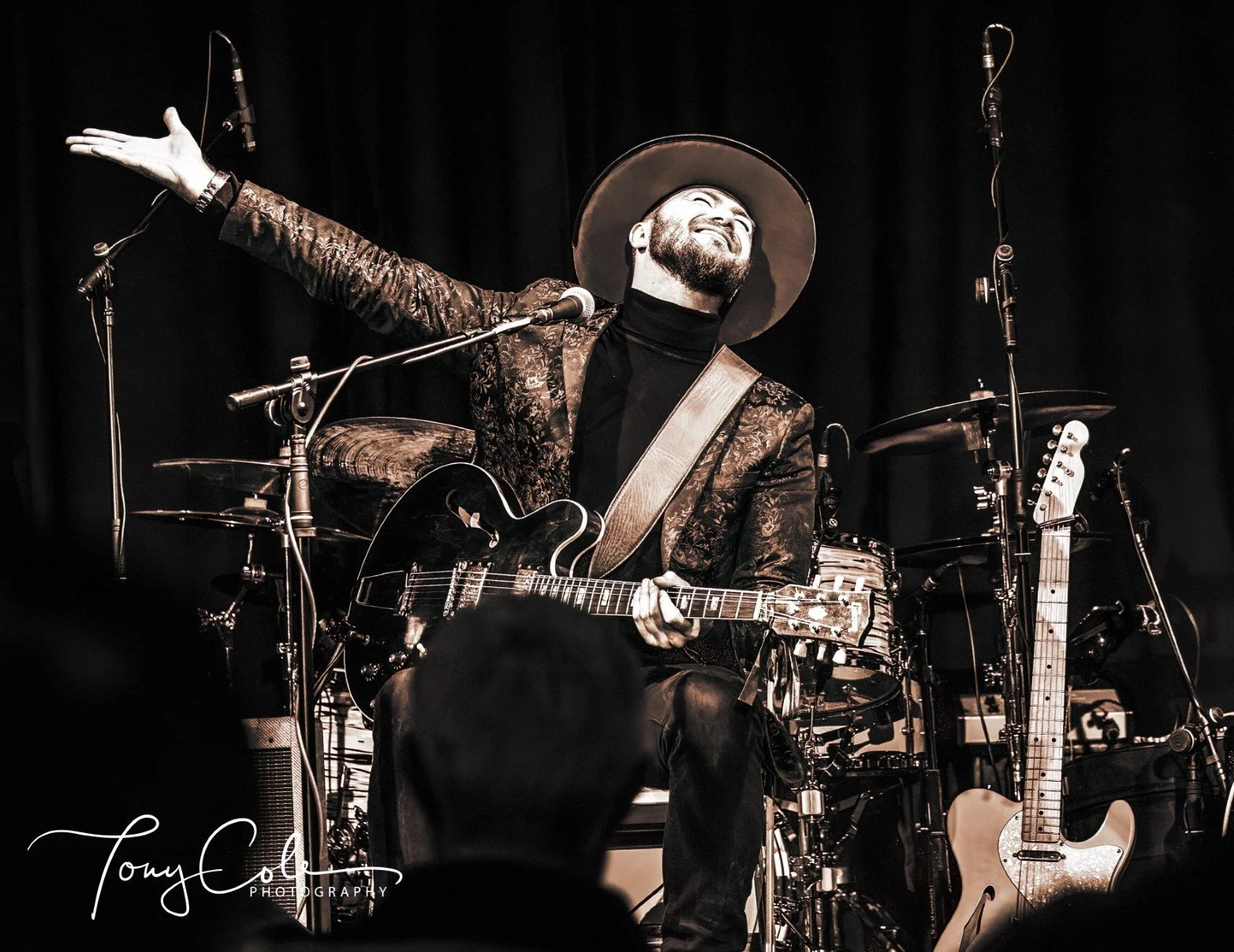 Tony Cole Photography - 9515-0168 (Custom).jpg