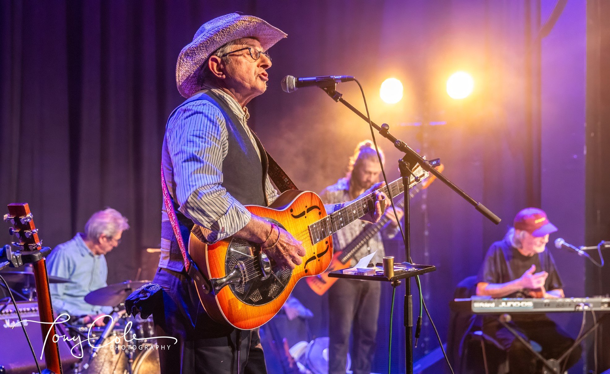 0T6A3644 (Custom).jpg