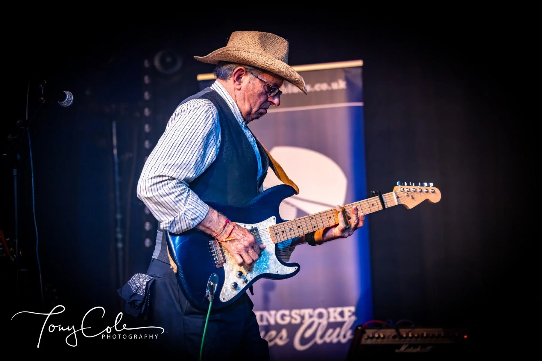 A75A7750 (Custom).jpg