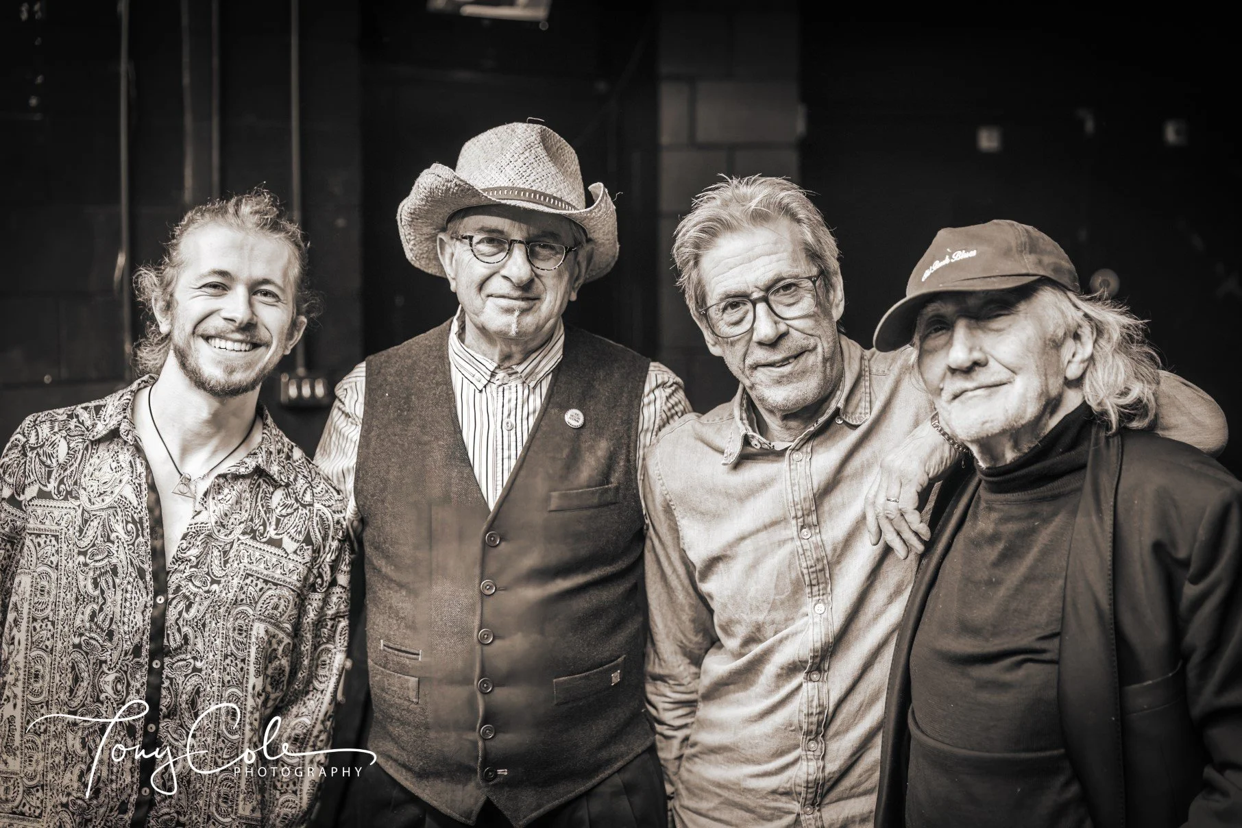 0T6A3639 (Custom).jpg