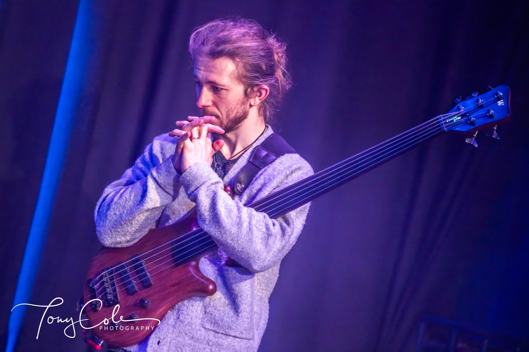 A75A7551 (Custom).jpg