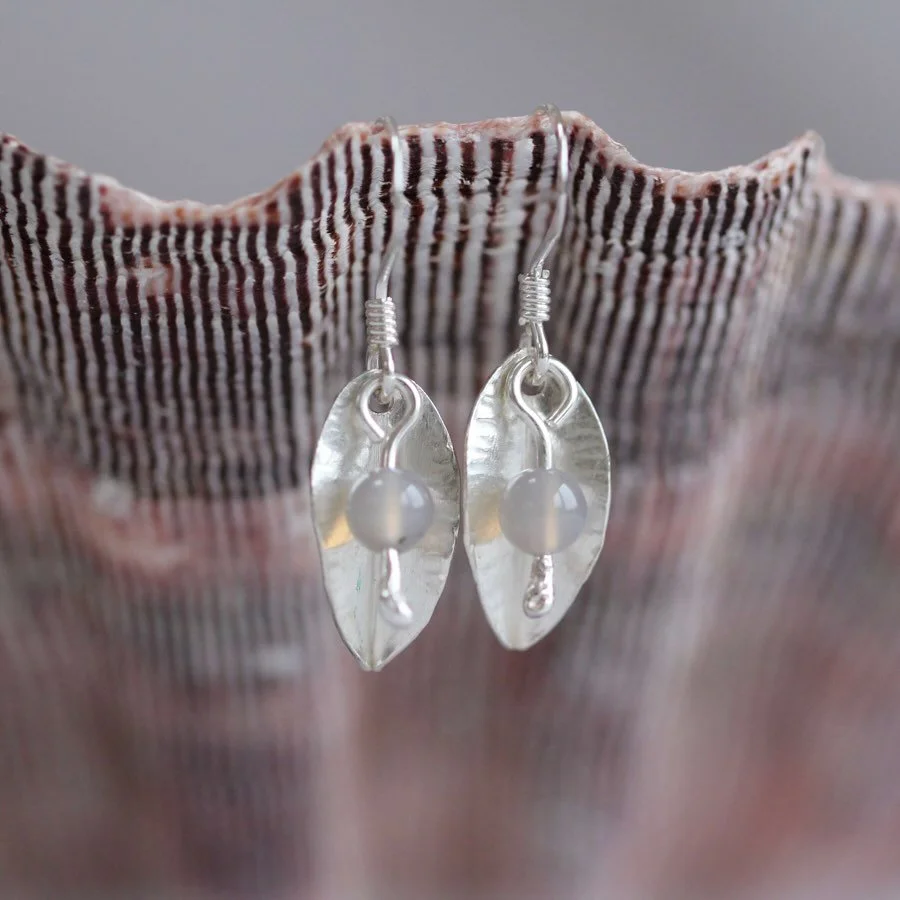 I&rsquo;ll be at @thecraftandflea this Saturday at The Briggait! 
10am - 4pm

#rrdesigns #rrdesignsjewellery #craftandflea #glasgow #thebriggait #jewellery #handmadeinglasgow #scottishjewellery #craftandfleamarket #sterlingsilverjewellery