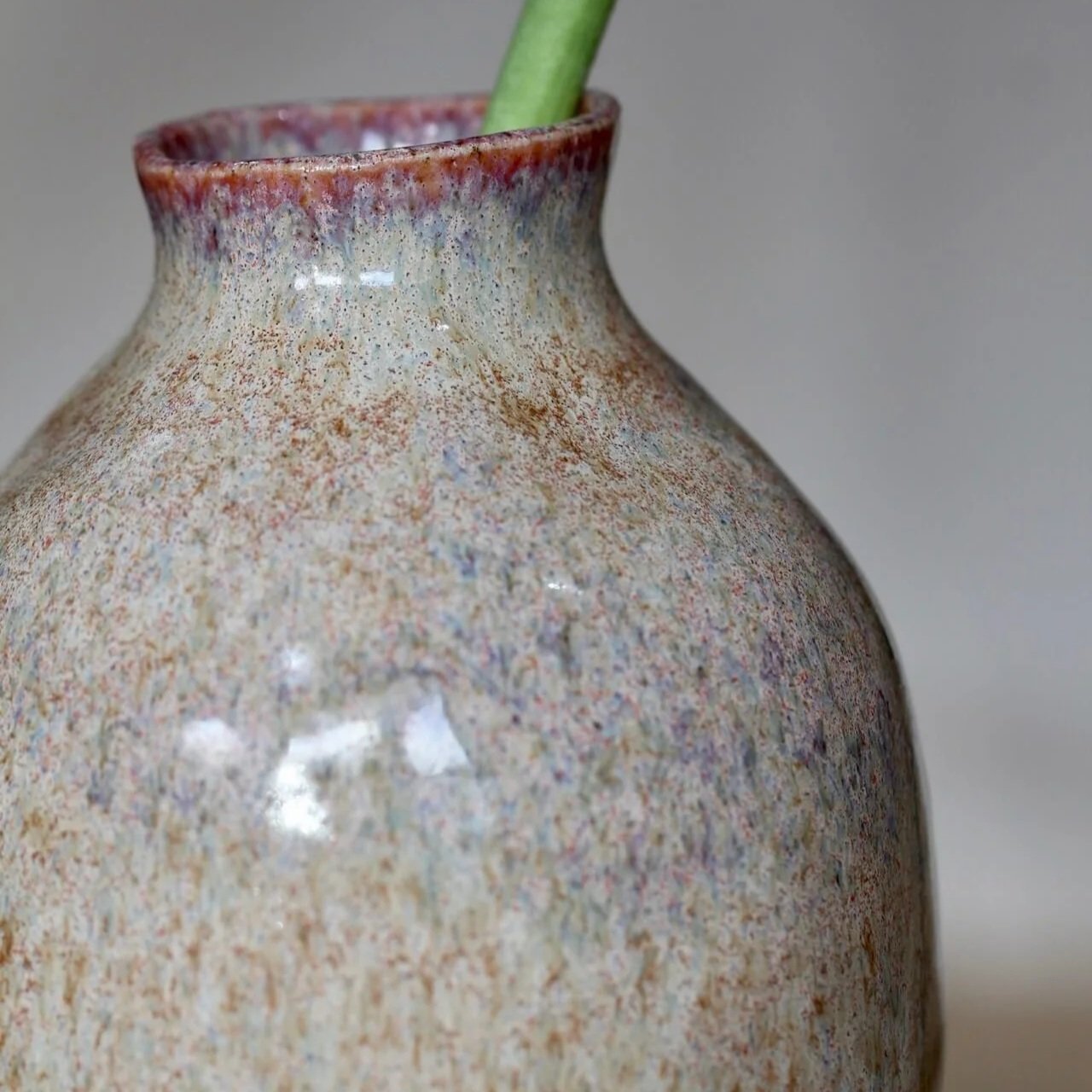 Vase-in-soft-heather-%231-6-studio-yoki.jpg