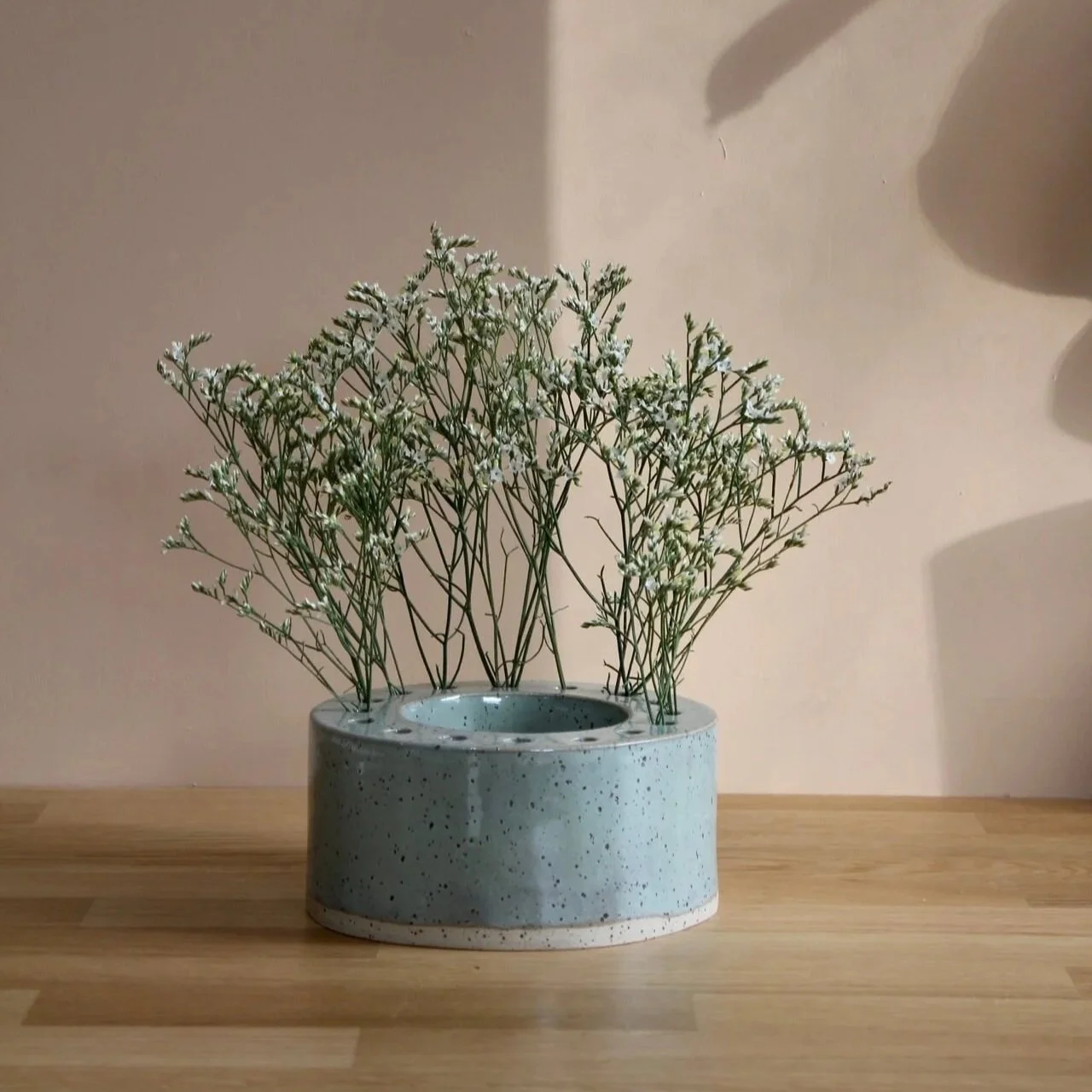 Marugata Centrepiece Vase in Sage