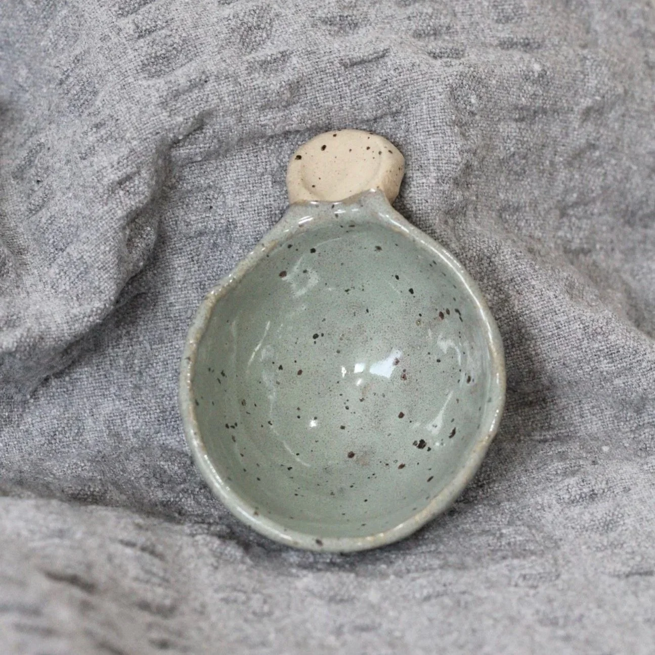 Oya Scoop Spoon in Sage