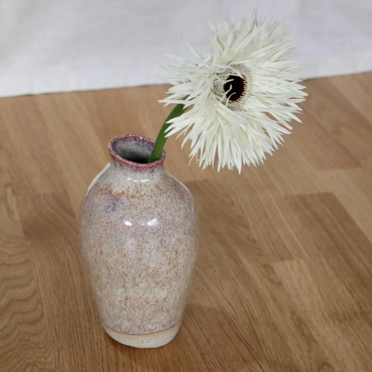 Vase-in-soft-heather-%231-4-studio-yoki.jpg