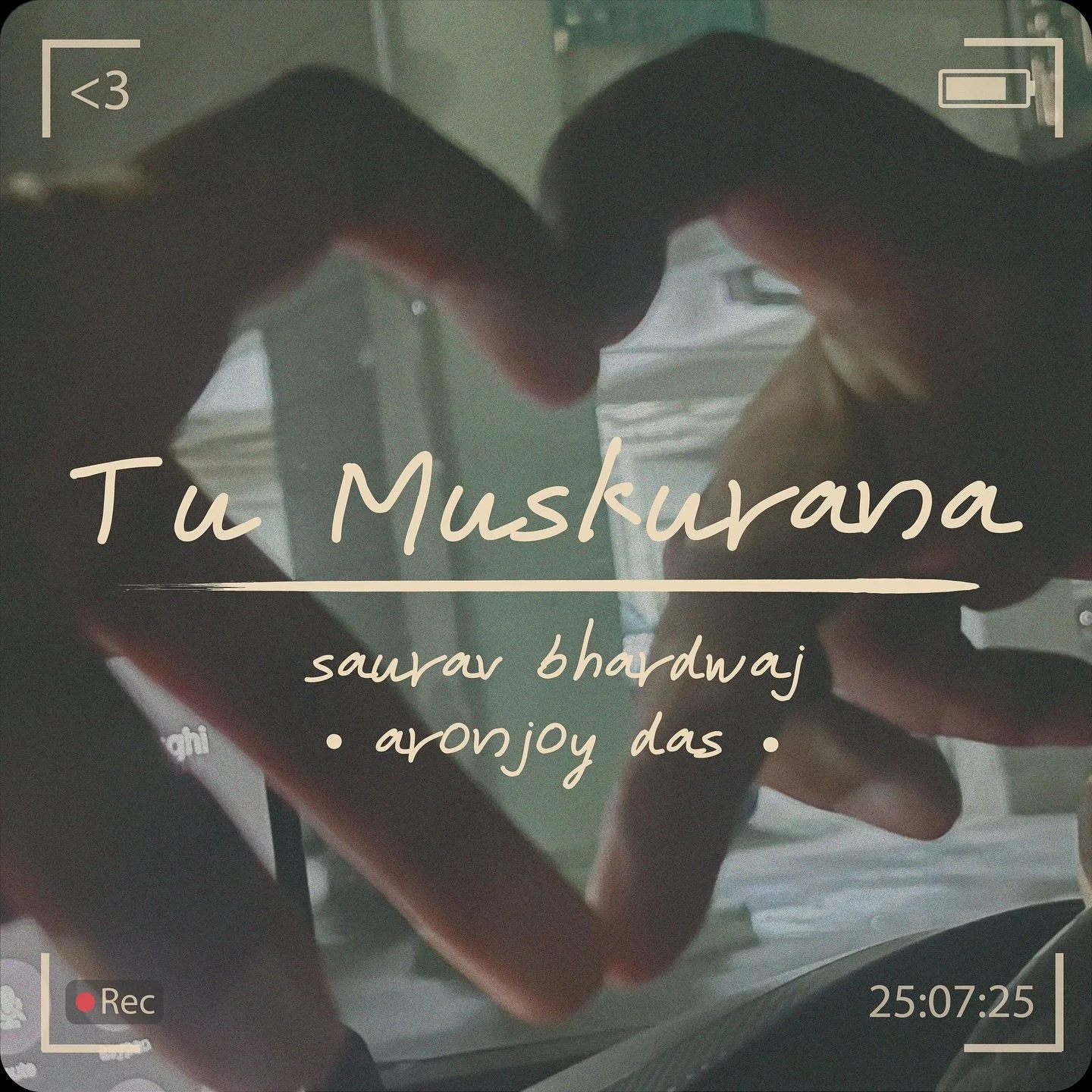 ✨ Somewhere between the glow of the moon and the comfort of home&hellip; there&rsquo;s your smile.
&ldquo;Tu Muskurana&rdquo; is our little love letter to that feeling &mdash; dreamy Hindi indie-pop for slow evenings, soft mornings and road trips you