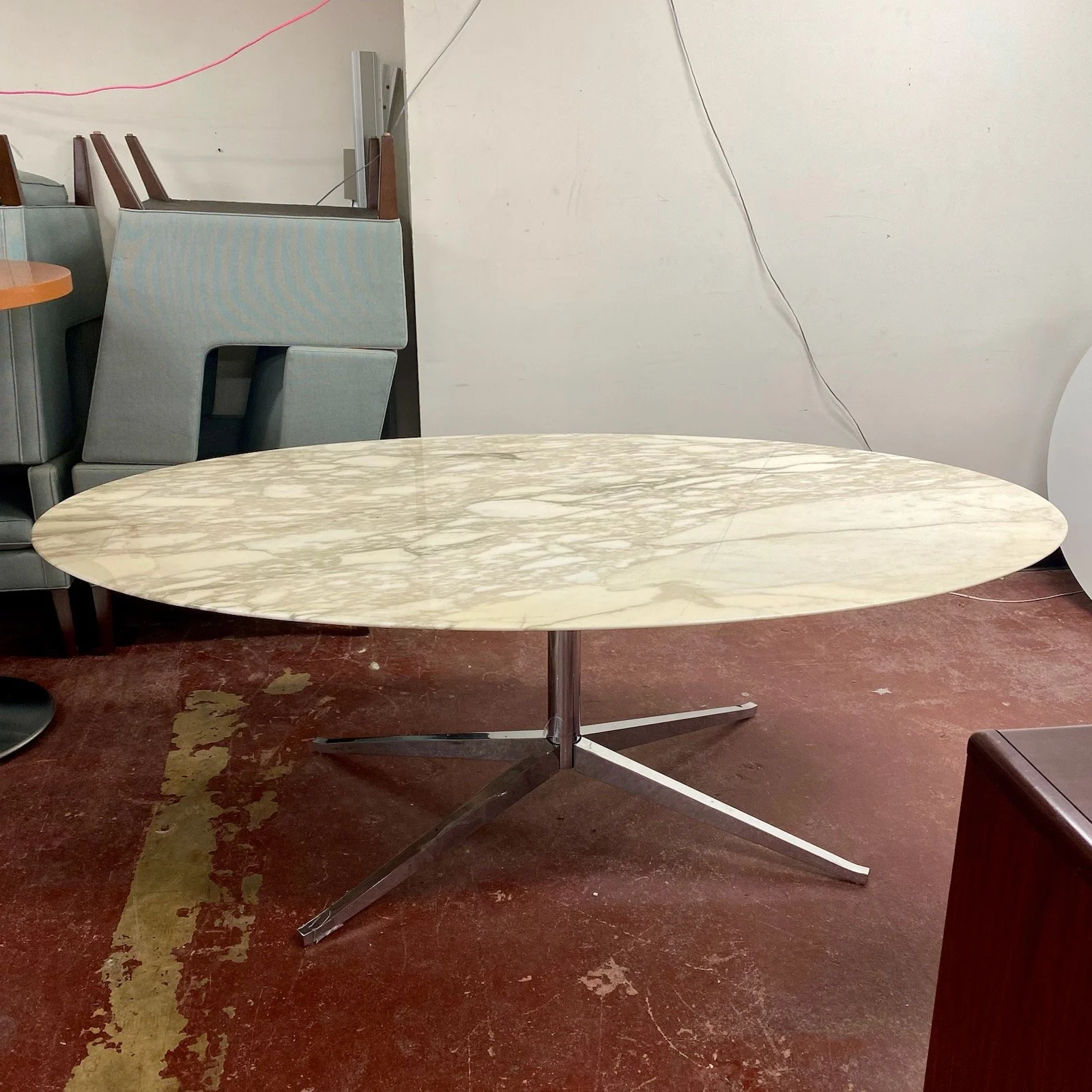 Florence Knoll Table.jpg