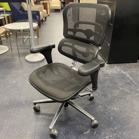 Ergohuman ME8ERGLO.jpg