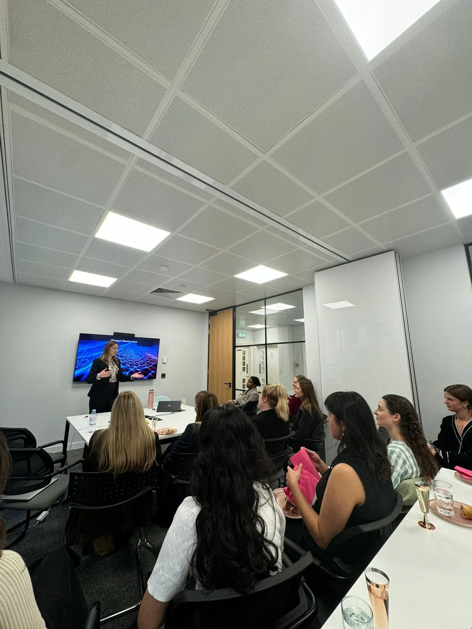 WhatsApp Image 2024-09-25 at 15.54.31 (3).jpeg