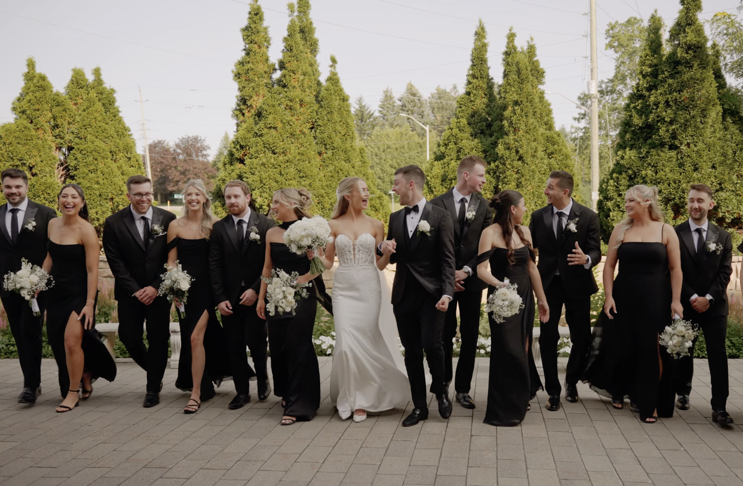 How Much Does a Wedding Photographer Cost in Toronto &amp; Ontario?