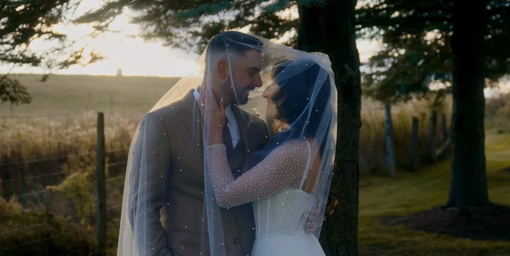 How to Find a Wedding Videographer in Ontario Who Captures Natural, Cinematic Moments