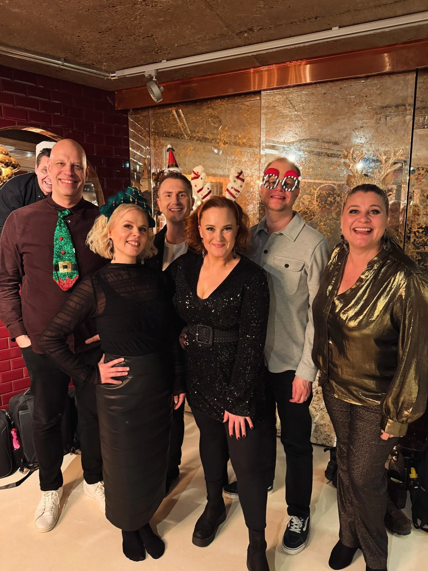 Rajaton Christmas Celebration! 😍 

Bongaa &auml;&auml;nimestarimme kuvasta! 😅 Can you find our sound engineer from the picture?
😅