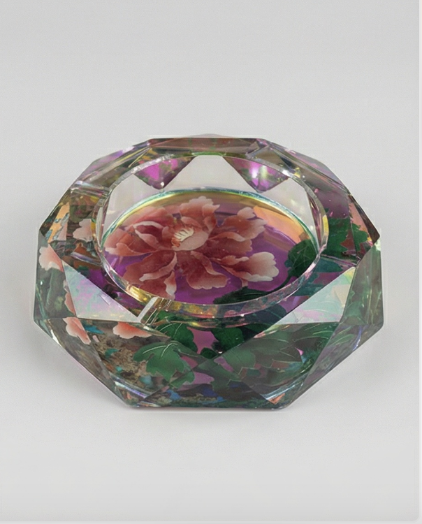 Posacenere "Millefiori Garden" – Cristallo Sfaccettato e Decoro Floreale