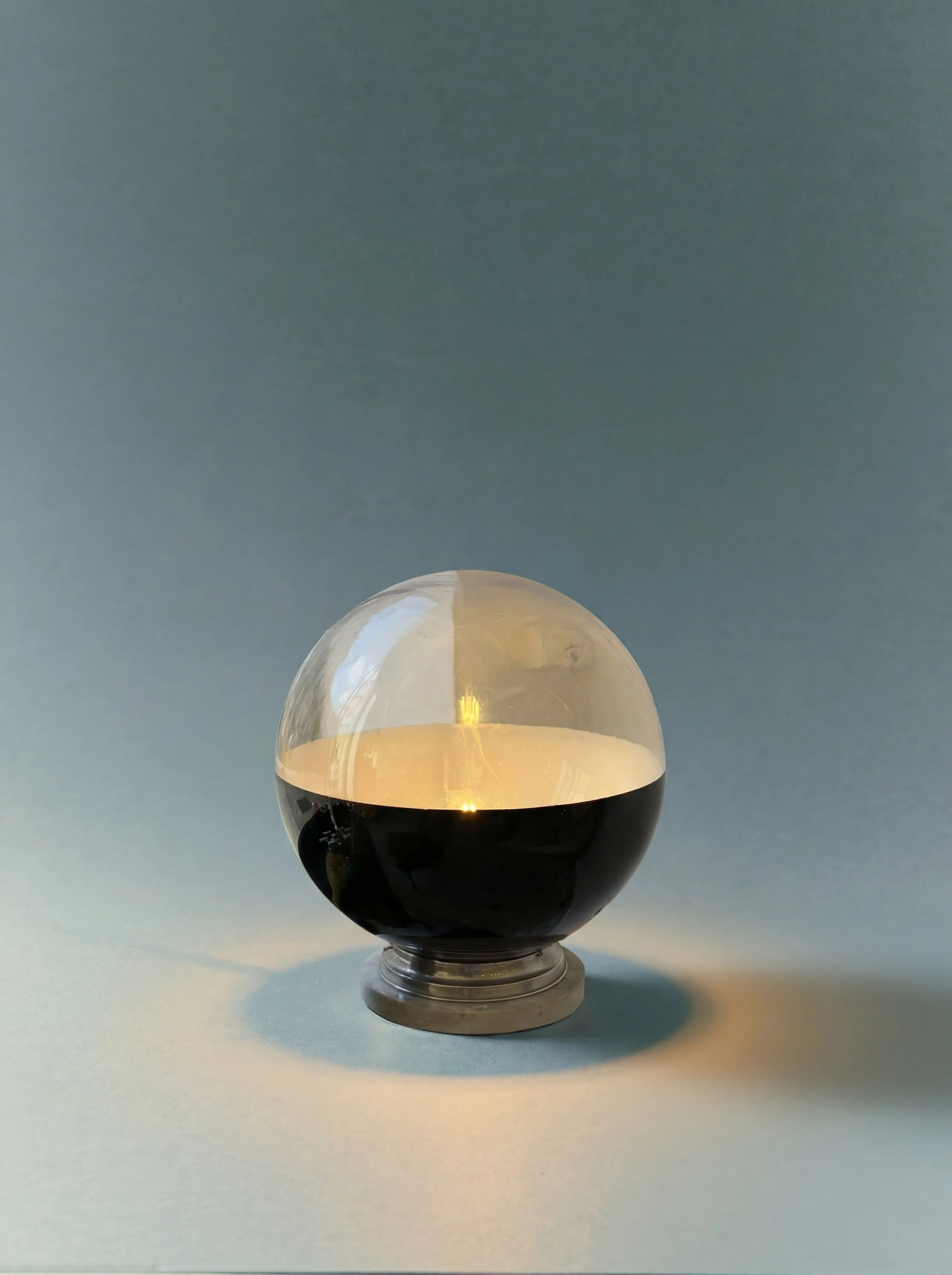 Lampada a sfera “Globo Nero”