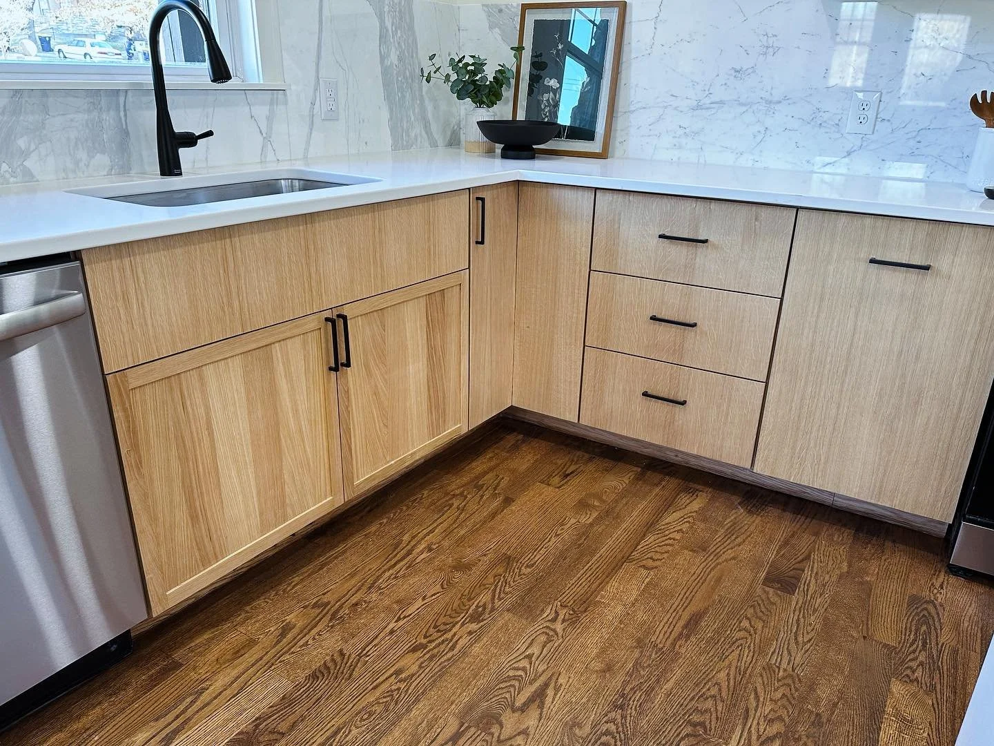 White oak doing its thing.