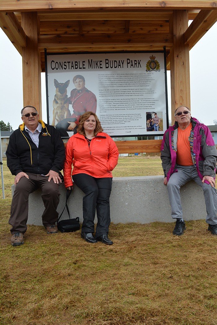 2017 Const Mike Buday Memorial Park  - his siblings with the sign.jpg