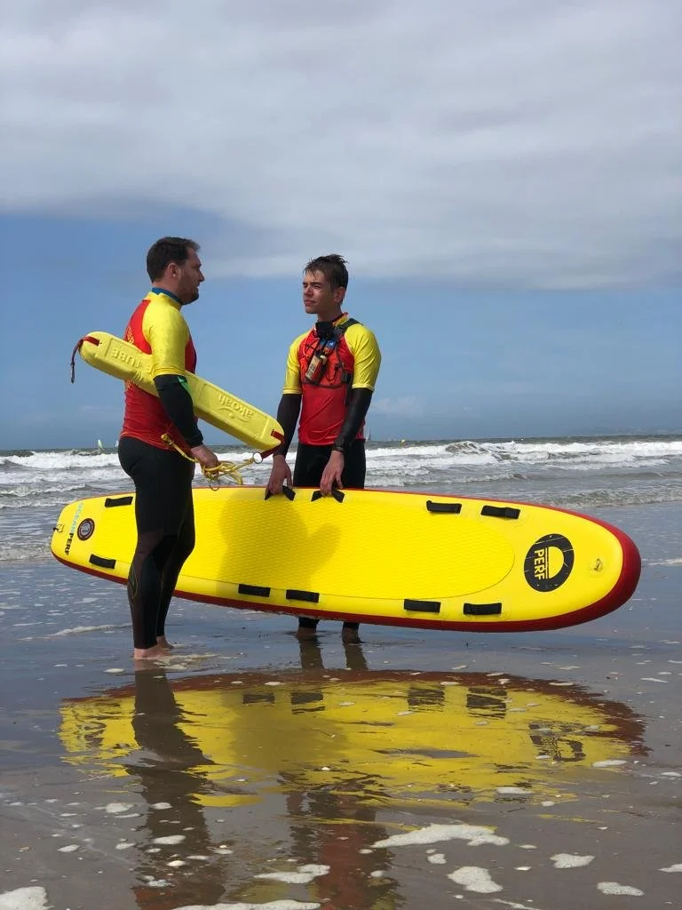 Nos deux BNSSA en poste de secours sur la plage