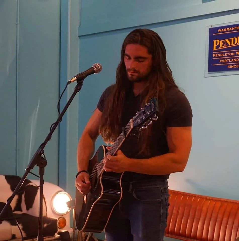 Live Music ft. Nicholas Darden