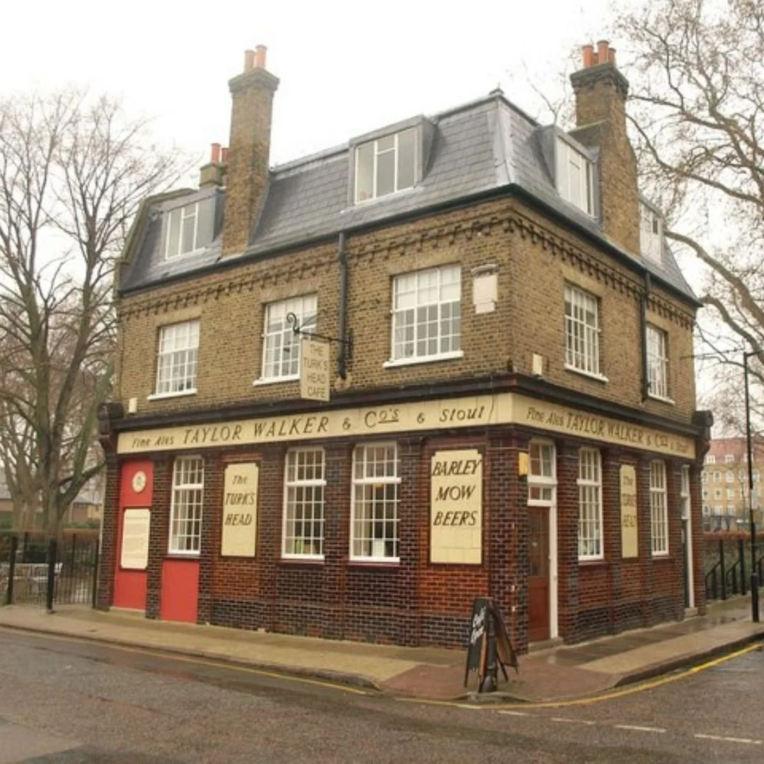 Turk's Head pub in Londo
