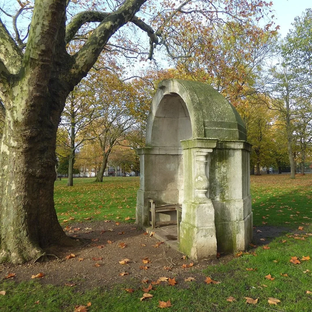 The Portland Stone Alcove of Old London Bridge