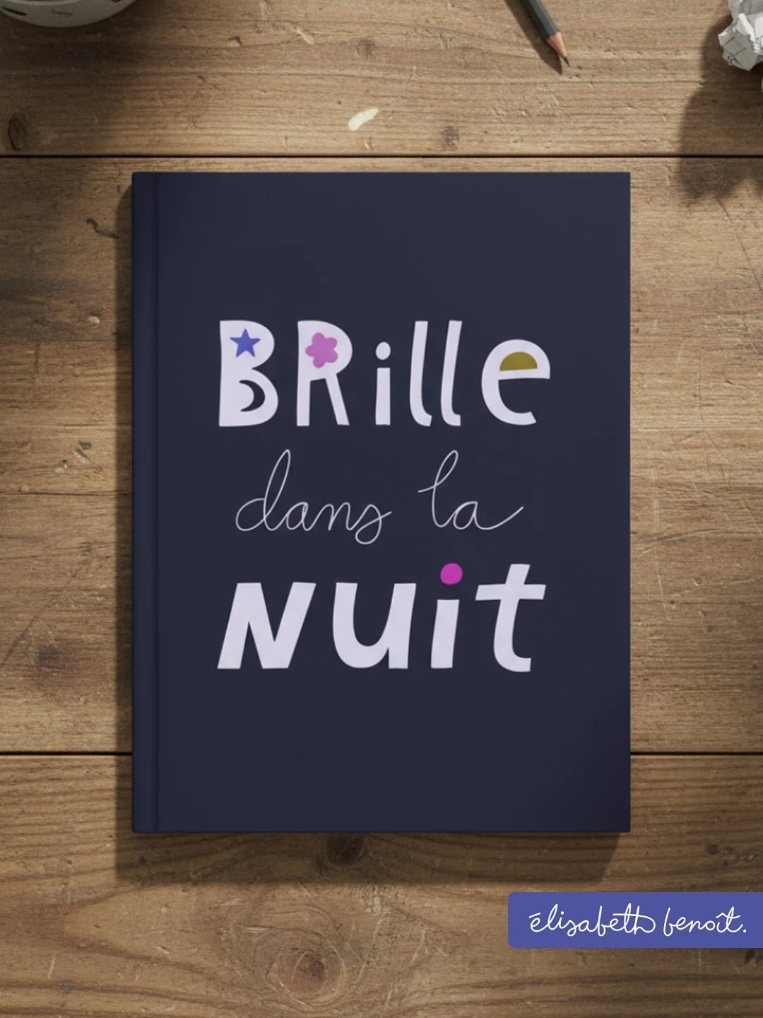 *English below*
Cette collection est inspir&eacute;e d&rsquo;un souvenir pr&eacute;cieux : une randonn&eacute;e de ski de fond avec ma famille, o&ugrave; une de ces magnifiques cr&eacute;atures est apparue tout pr&egrave;s de nous. Un moment suspendu