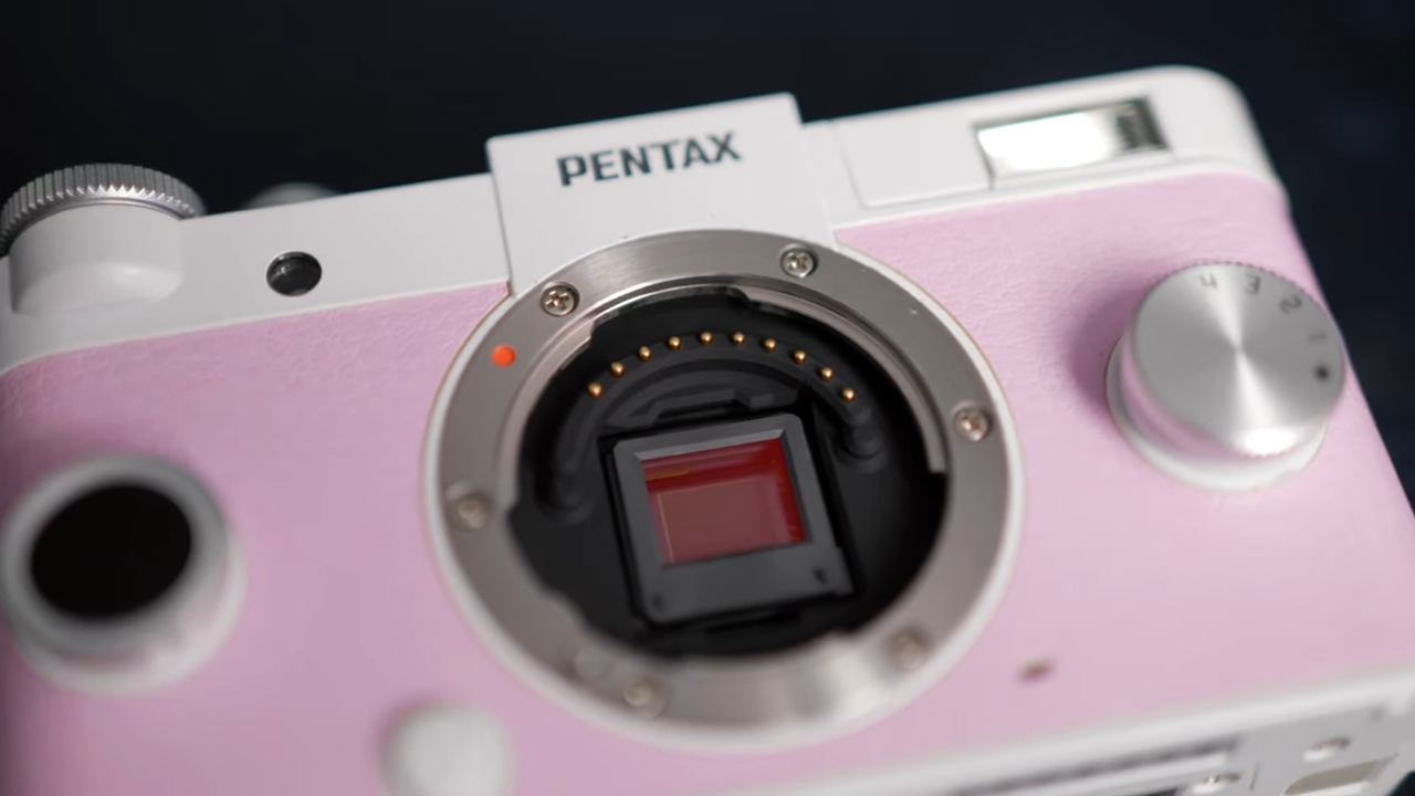 Pentax Q review in 2024 — the smallest digital camera system Pentax Q review in 2024 — the smallest digital camera system
