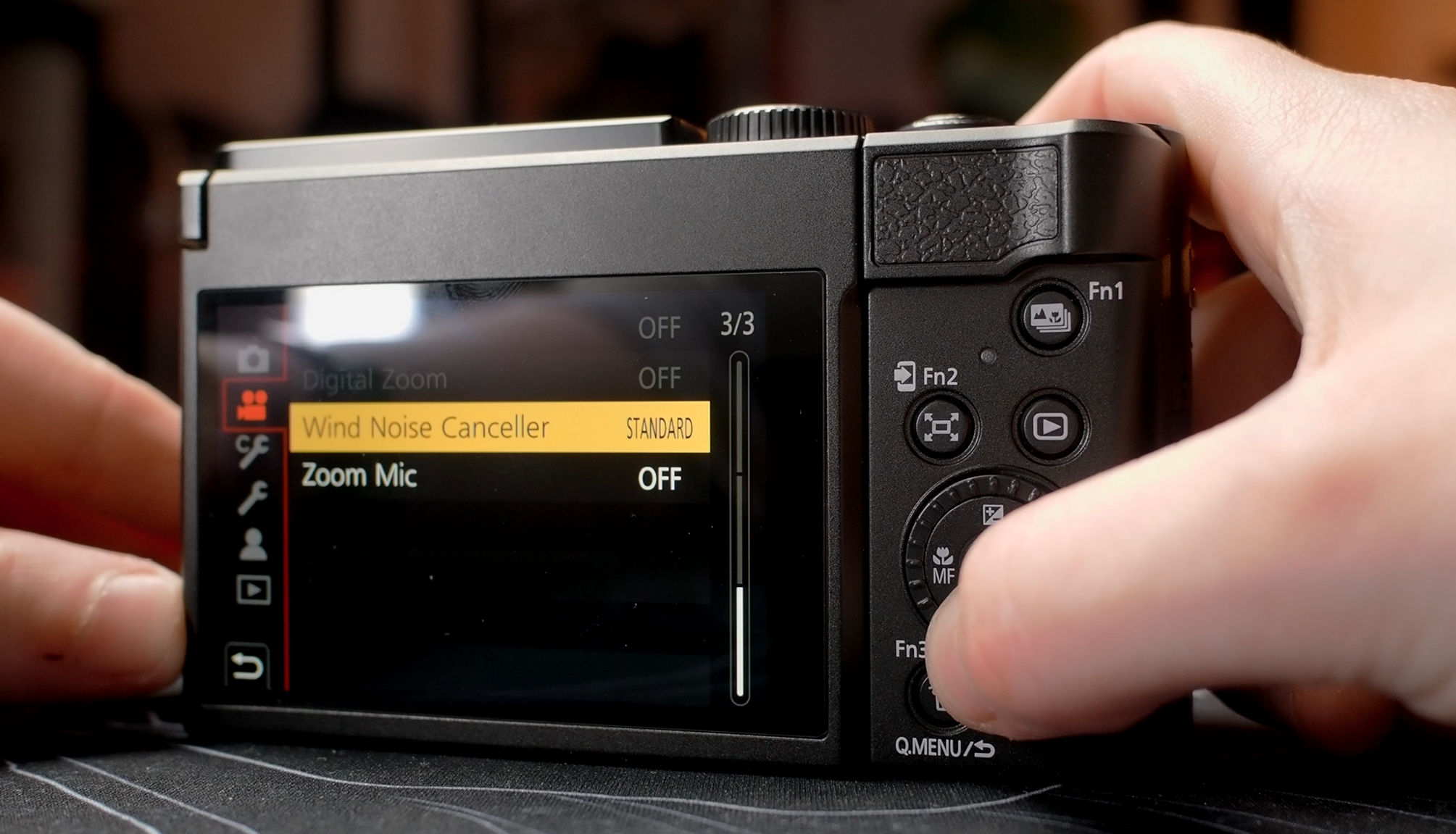 デジタルカメラ Panasonc TZ99 - low shutter count 1562 Panasonc 
