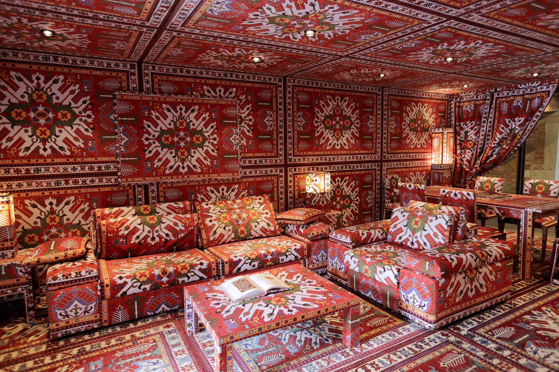Chelebi carpet room