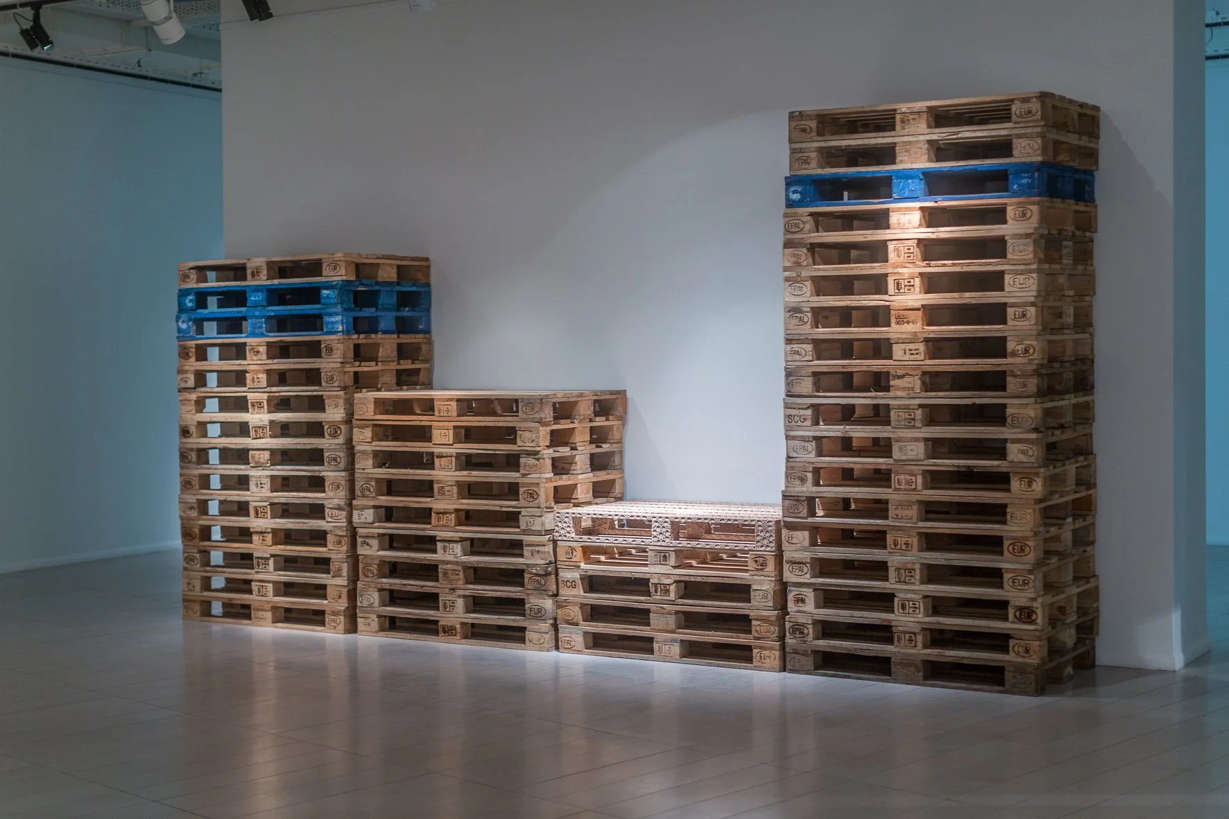 Euro Pallet, hand carving, euro pallets, 2015 (1).jpg