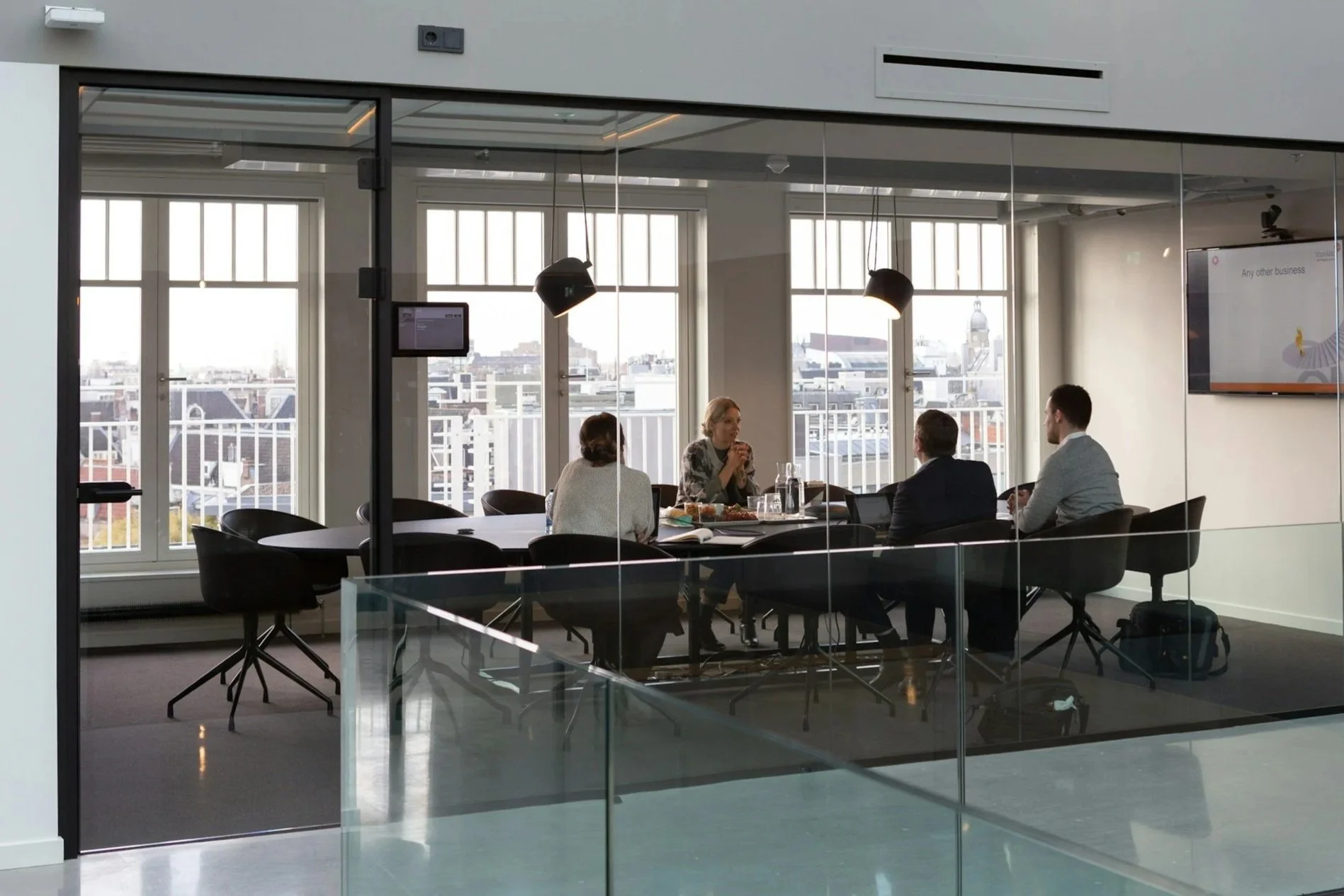 The Authority Gap: Why High-Performing Leaders Are Still Being Underestimated