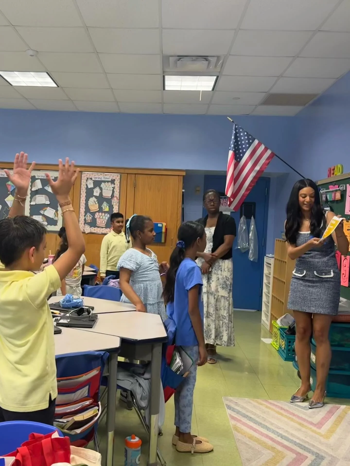 Last week I had the absolute honor of bringing nutrition education to a 3rd grade classroom at PS 62 in South Richmond Hill, Queens. 🌈

I took 24 incredible 8 + 9 year olds on a Rainbow Food Adventure to learn why every color on their plate has a &l