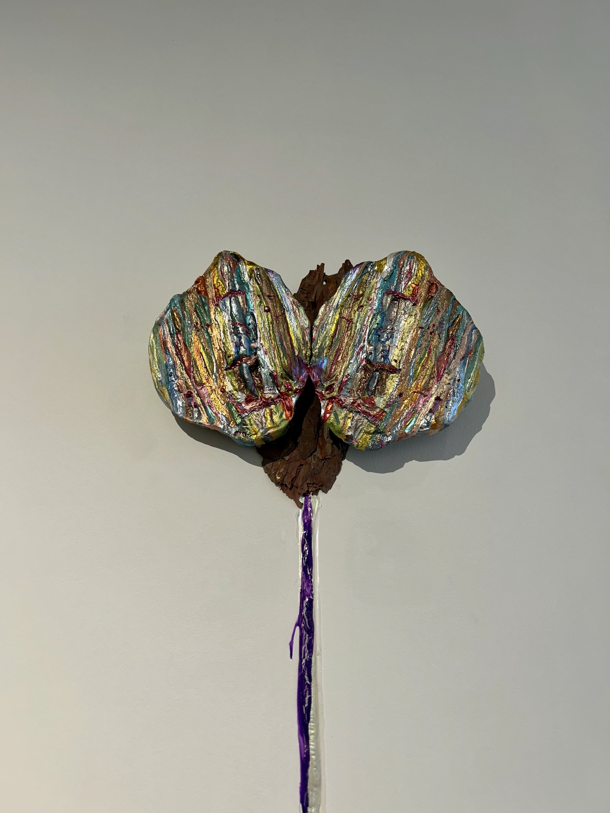 Pollinators and Other Sweet Things. 2024/25. Plaster, clay, watercolour, acrylic paint,
Red Pine bark. To create these works I first made an imprint with clay into the bark of certain
trees, including those who were part of Bodies to Bodies, and from
