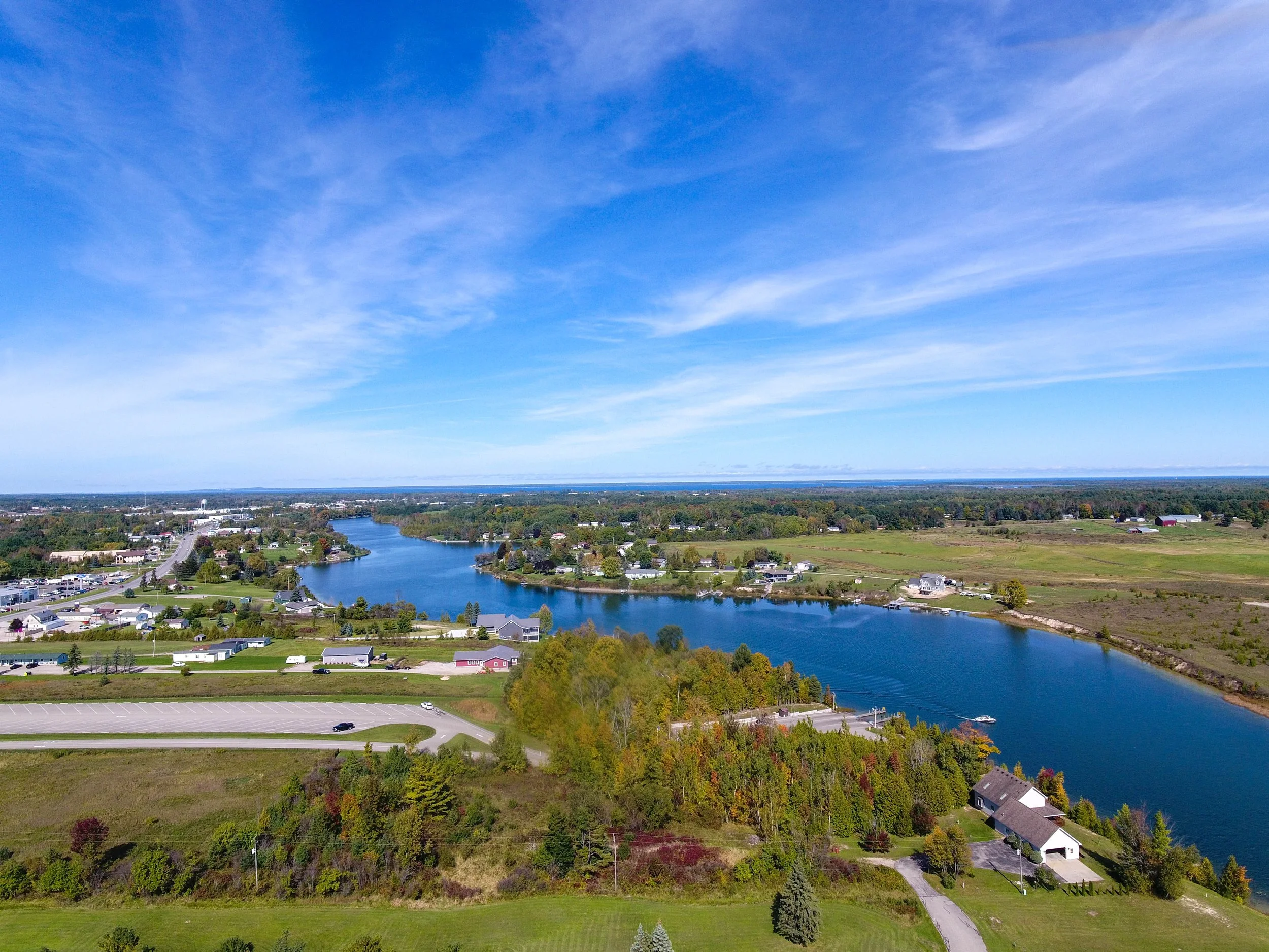 Cheboygan MI the Cheboygan River runs along connecting to the Inland Waterway