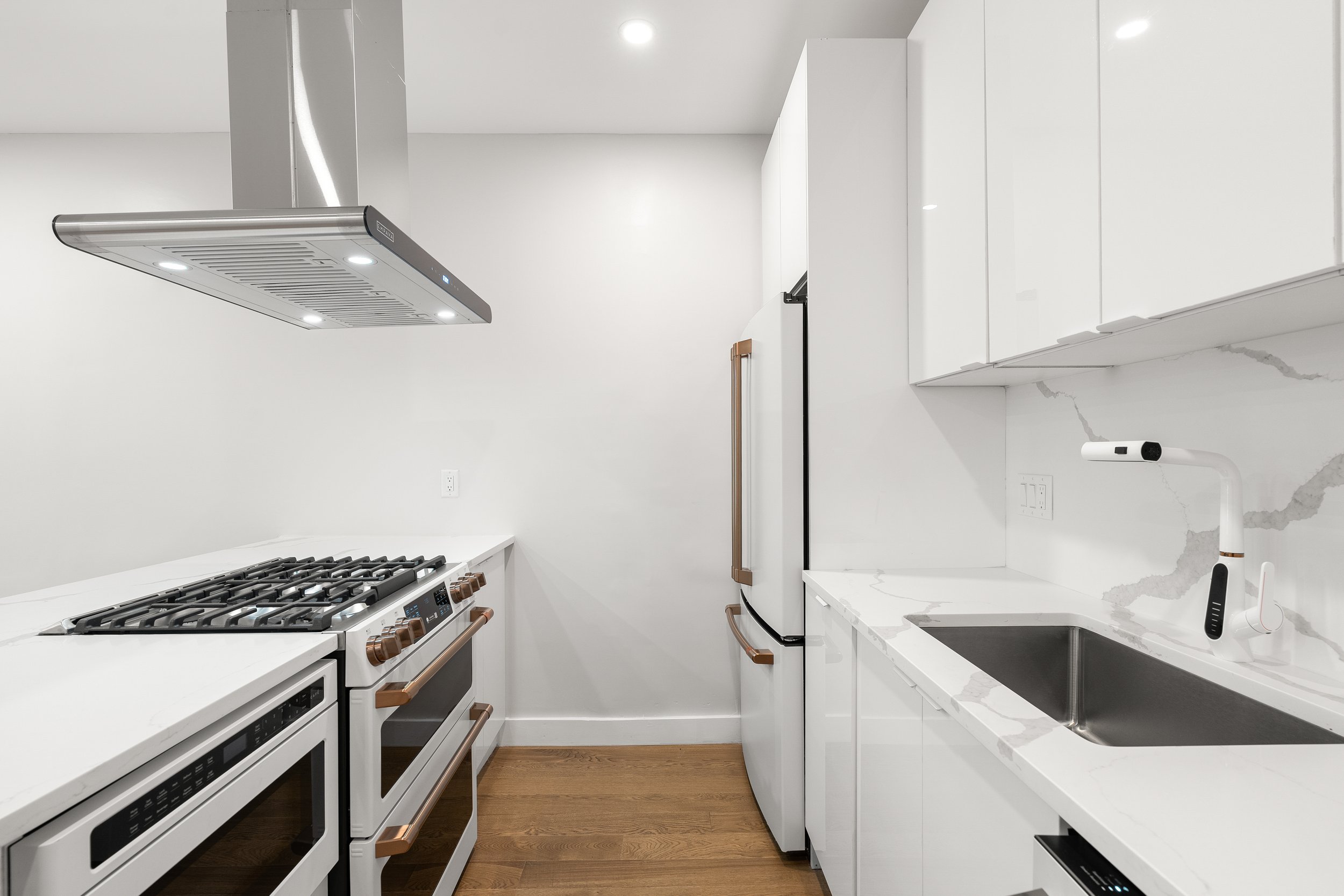 16 Yale Terrace-40.jpg