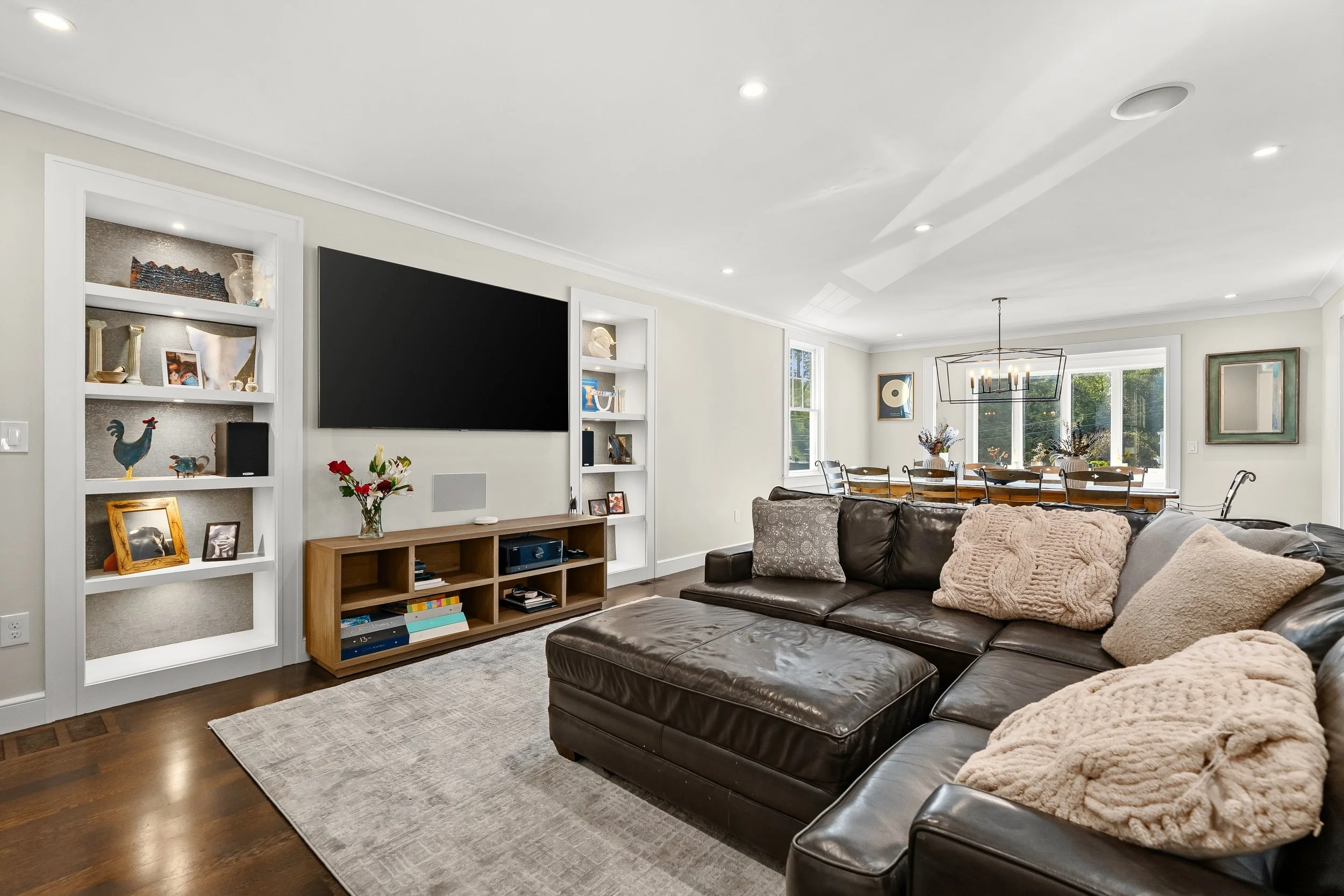 2 Hemenway Ave-14.jpg