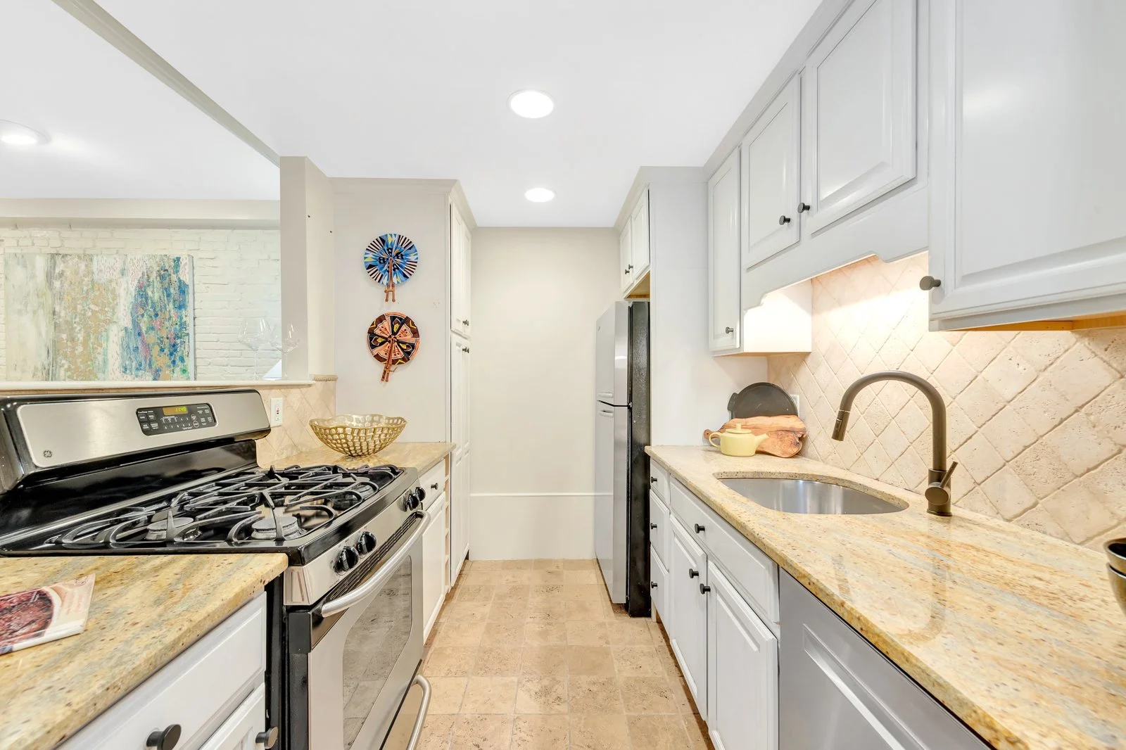 27 Greenwich Park, Unit #1, Boston, MA-34.jpg